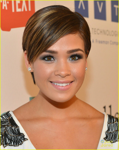 nicole-anderson-cassie-scerbo-thirst-01 - Nicole Anderson Pixie Cut at Thirst Gala 2012