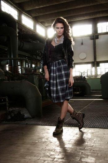 emadumitrescu109 - Cistigatoarea next top model al Rominiei sezonul1 Emma-Roxana Dumitrescu