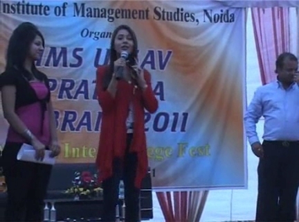 00_01_05 - Sara Khan at IMS Noida Annual Festival IMS Utsav Pratibha Vibrant