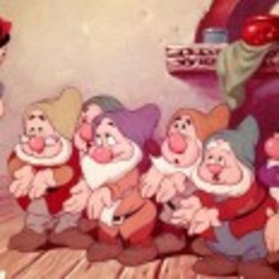 Snow_White_and_the_Seven_Dwarfs_1237477451_1_1937