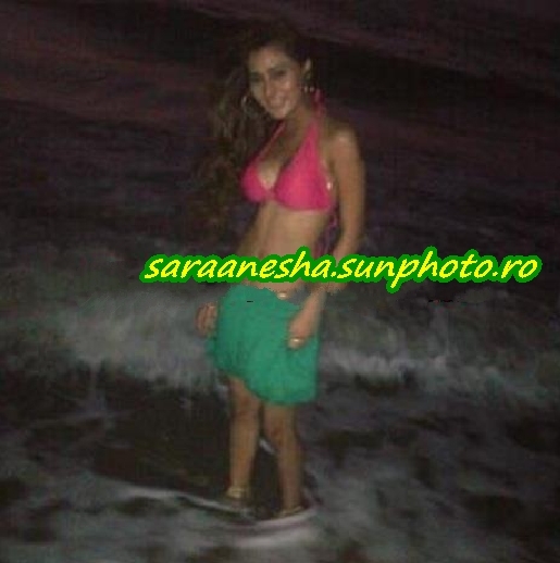 562093_387095004680249_2124828058_n - B-x-sara khan poze mai rare-x-B