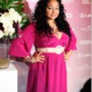 Raven_Symon__1268610724_2 - raven symone