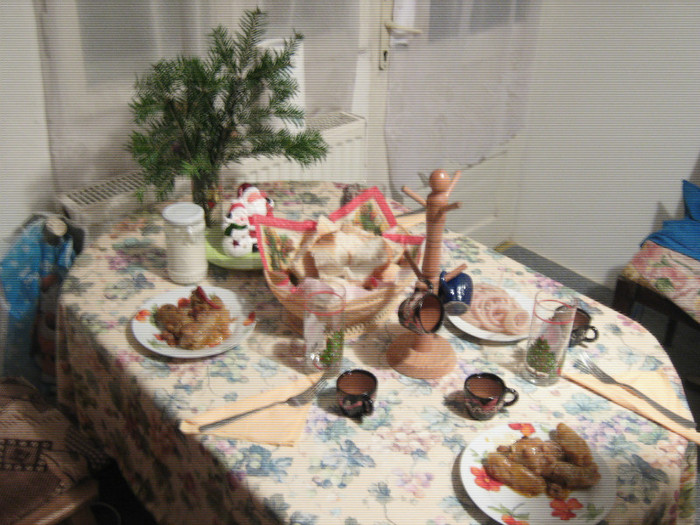 IMG_0004; Masa de Craciun

