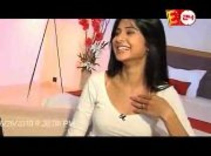 168865_246638362106262_2042495966_a - jennifer winget10