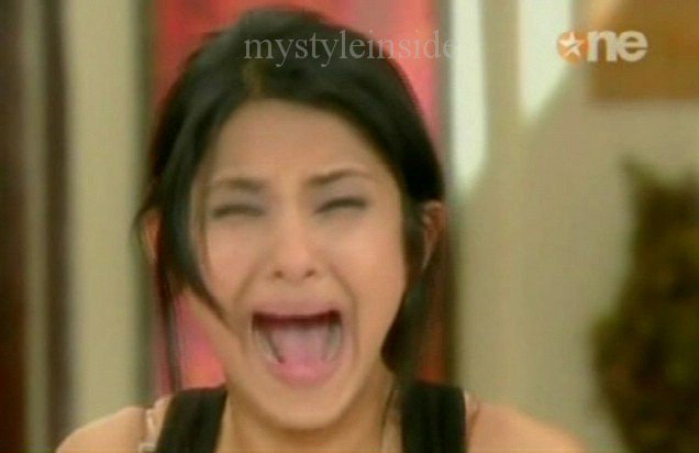 228027_227072130643086_100000209030754_1106649_2236562_n - jennifer winget10