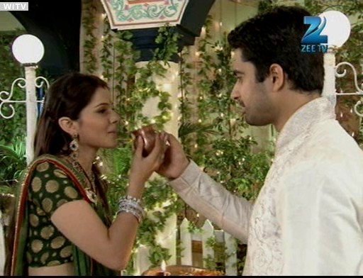 cb24oct11nipun972012