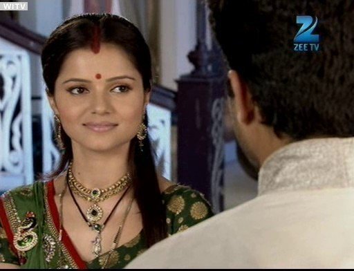 cb24oct11nipun973013