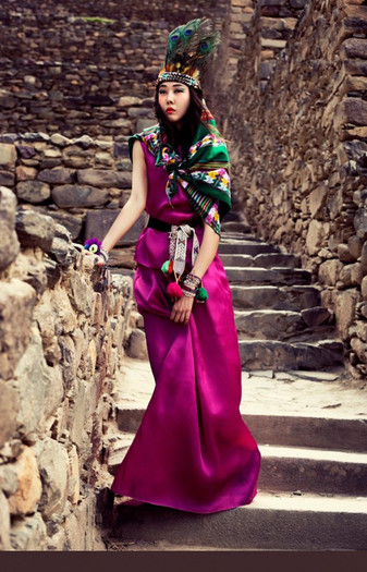 Han-Hye-Jin-2012-Vogue-kr-7_thumb - Wow