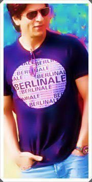 408654_174361046004539_1755902839_n - Shahrukh Khan 2