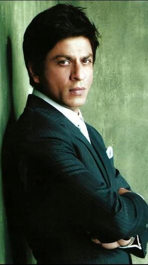 425974_204493679657942_926422224_n - Shahrukh Khan 2