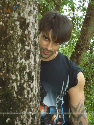 149247-karan-singh-grover