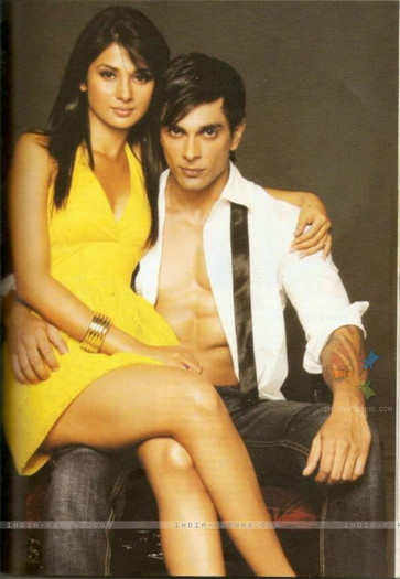 166598-karan-singh-grover-and-jennifer-winget