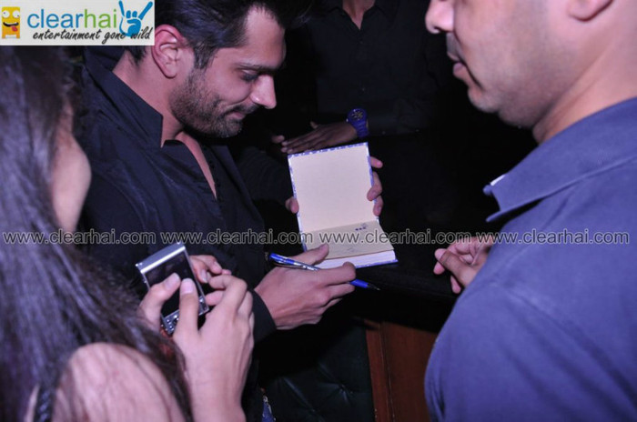 SummerJamWithKaranSinghGroverAtCuba17thApril20123