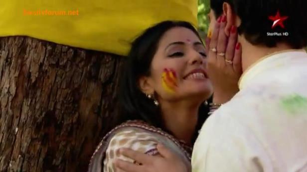 556053_414117475280936_2063371289_n