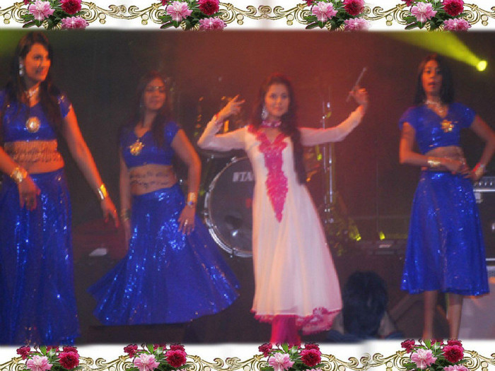 323606_310882655600556_954862466_o - Rubina Dilaik