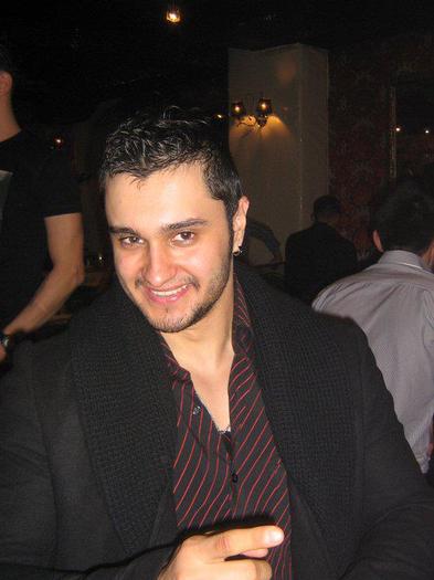 531244_167357613387362_1213164931_n