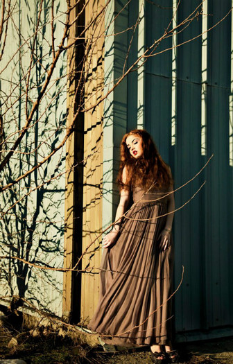 532468_364684803572307_1268832133_n