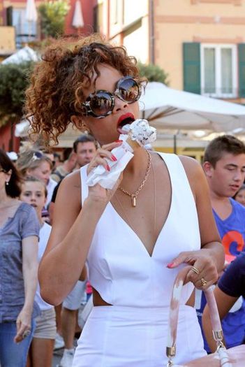 din Romania sau din Franta?