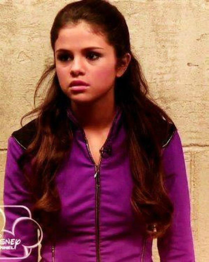 iar in al doilea rand ma gandeam daca n-ai vrea sa facem sex acasa la tine