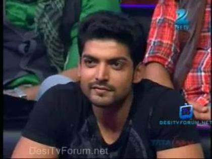 Andreea e adevarat ca ai fost impreuna cu Rahul? - Episodul 8