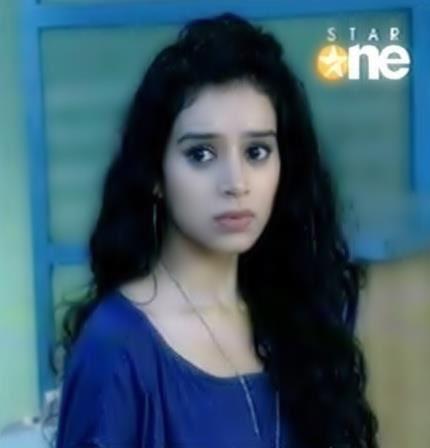 Si Lisa spunea ca se bucura ca ne-am despartit nu?