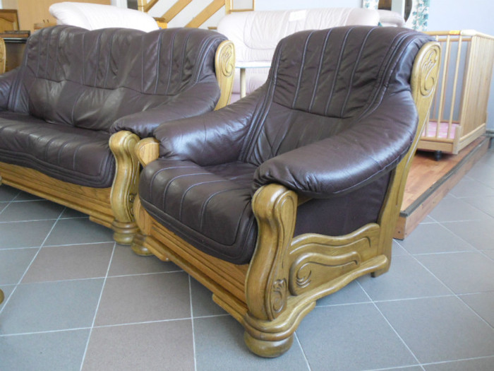 desktop 010 - canapele de piele