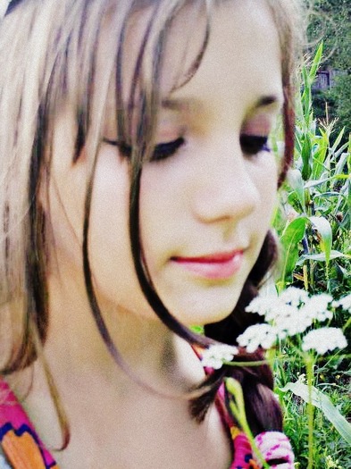 313388_206851996044575_5777578_n