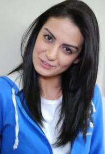 46611663_APAQPHNMY - OzZlem YilmazZ -Edaa