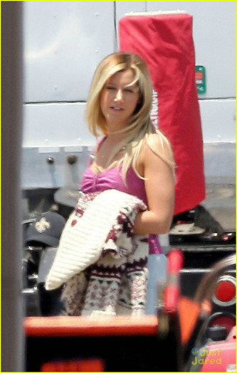 ashley-tisdale-soa-set-02 - Ashley Tisdale Sons of Anarchy Set