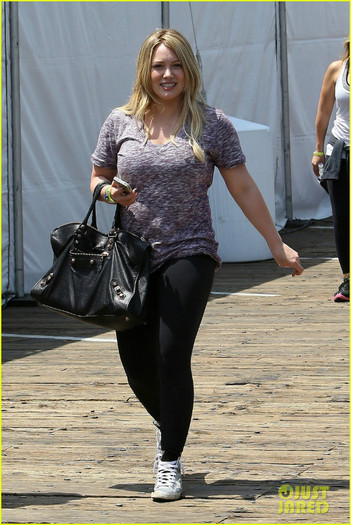 duff-physical-philanthropy-08 - Hilary Duff Pedal on the Pier with Haylie