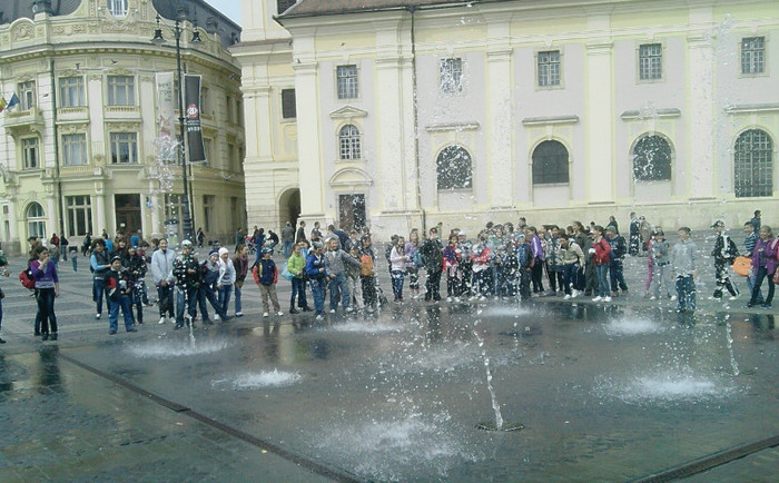 P030412_13.02 - 2012 Scoala altfel 2-6 apr Excursie Sibiu