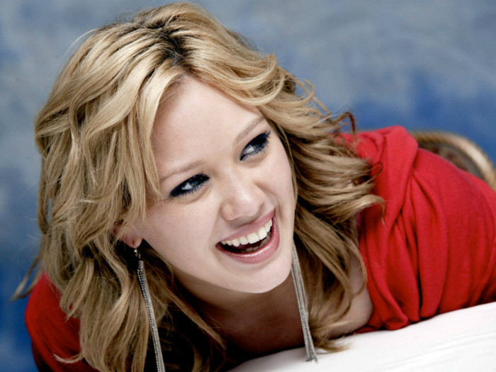 celebrities-hilary-duff-868254 - Hilary Duff