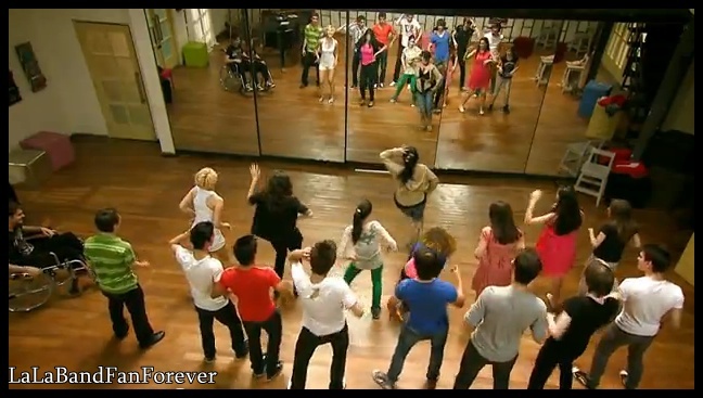 Melodia: All That She Wants