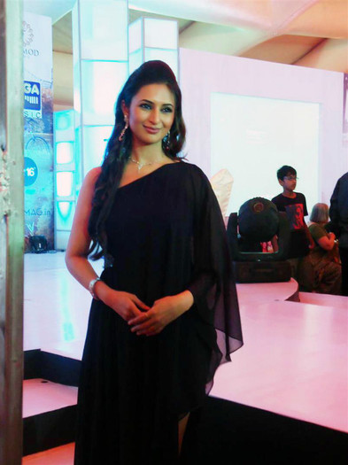 177780_253992081377669_1378710681_o