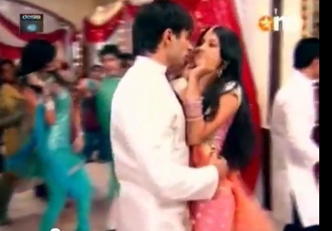 15 - jennifer winget10