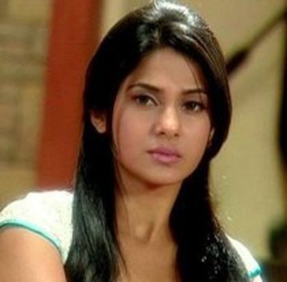 77130158_DKPPOLE3 - jennifer winget10