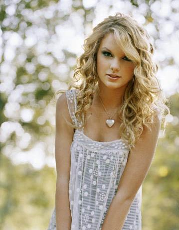 5e2bfa5b9535f04d2cda83d8496dbc3c - taylor swift