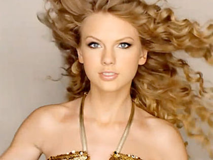 7cb05c98a8822e6a548ee8afafc9d7b1e26ab24e_m - taylor swift