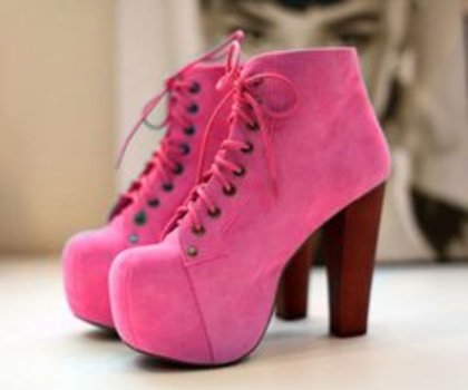 310122_258180697561325_207709319275130_714300_628019359_n_thumb