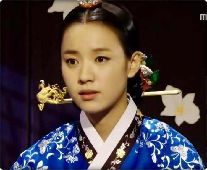 Consoarta Choi Dong - Yi - s8 __ Doamne din Joseon __ 8s