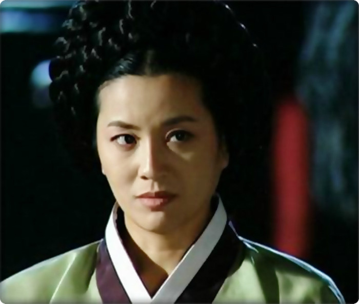 Doamna Choi - s8 __ Doamne din Joseon __ 8s