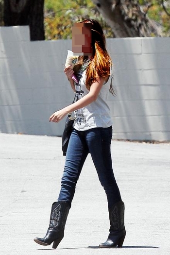 40. Selena de DreamOfLovato