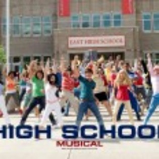 High_School_Musical_3_Senior_Year_1245915242_0_2008 - high musical 3
