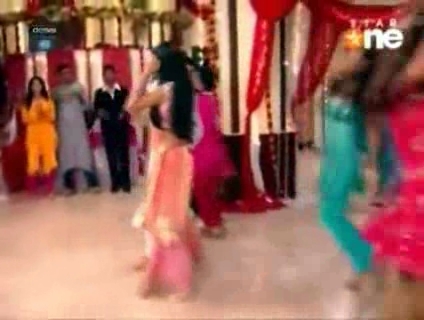 00_01_01 - Dill Mill Gayye - Jogi Mahi Song Sequence