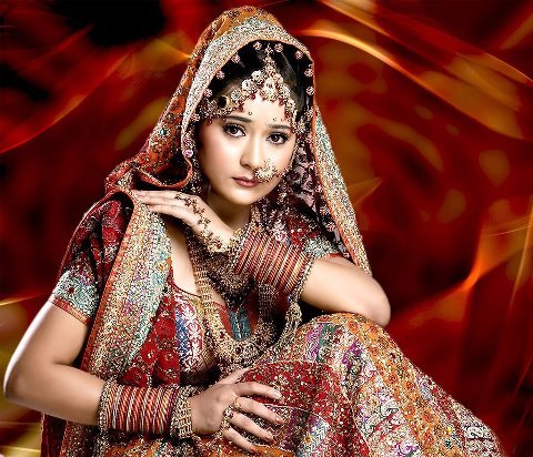 600334_261574780624028_635809894_n