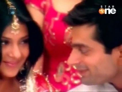 00_05_14 - Dill Mill Gayye - Jogi Mahi Song Sequence