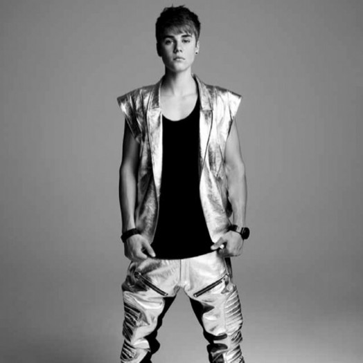 screen-shot-2012-01-08-at-1-26-33-pm-e1326172166517 - justin bieber