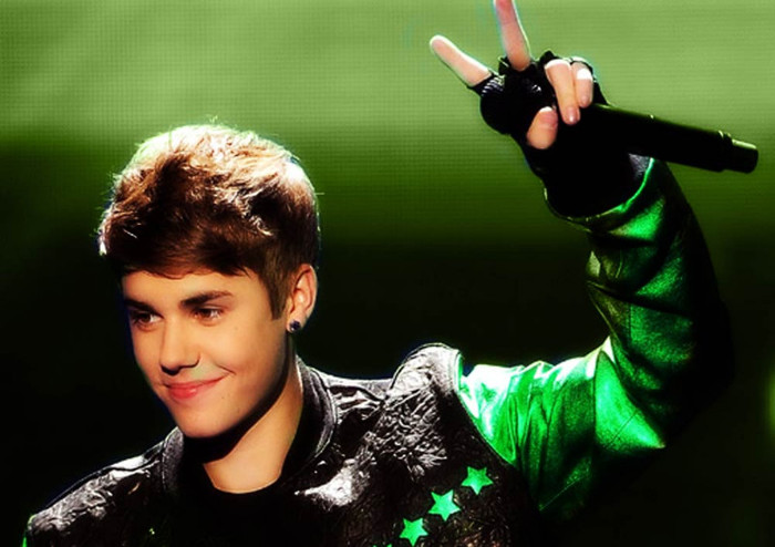 justin-bieber-2012