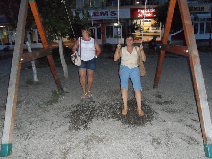 SAM_0202 - mi amiga in vacantza