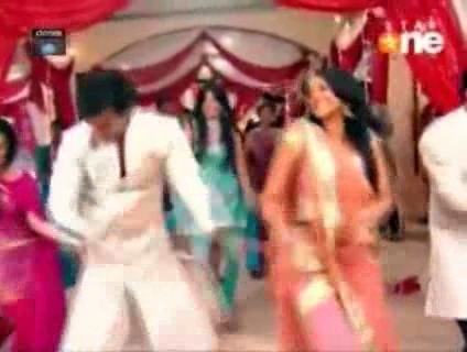 00_01_15 - jennifer winget10